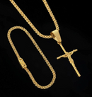 Kit Corrente e Pulseira Cadeado Duplo 2,5 mm + Pingente Cruz e Cristo M Banhado a Ouro 18k